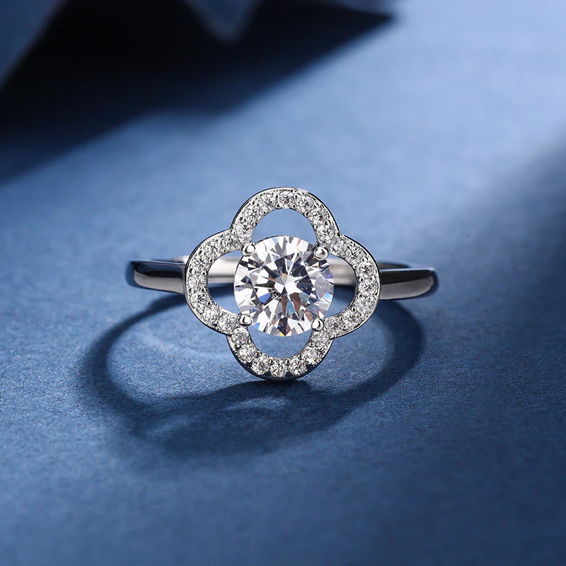 Aria Clover Charm Set | White Gold 16k - Image 3