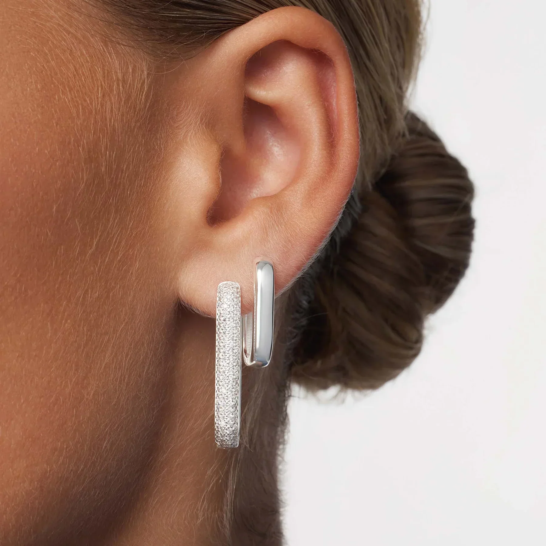 Large Icon Pavé Hoops | White Gold 16k - Image 3