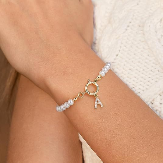 Auden Clé Letter Bracelet | Gold 14k - Image 3