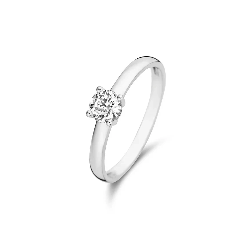 The 'Weekend' Ring